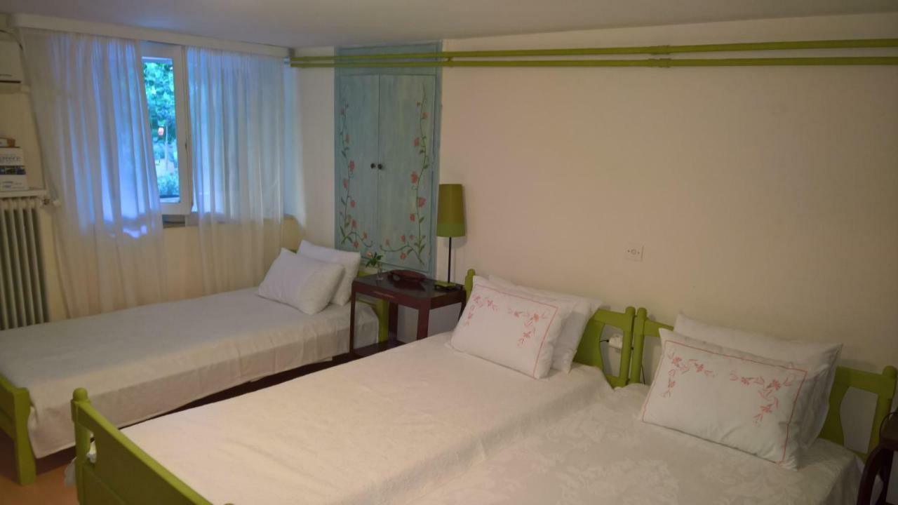 Spitaki Spata Airport Studio Екстер'єр фото