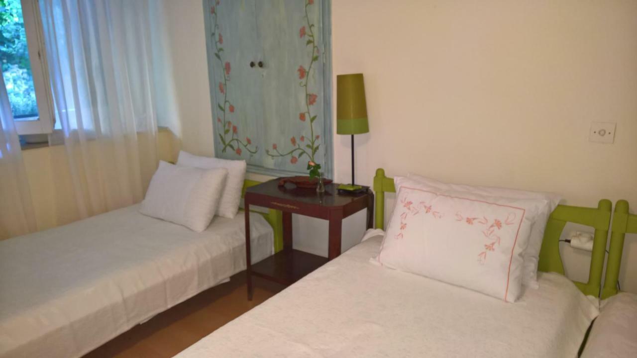 Spitaki Spata Airport Studio Екстер'єр фото